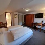 Hotel Waldquelle - Baumhaushotel Aerzen