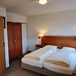 Hotel Hotel Waldquelle - Baumhaushotel Aerzen