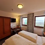 Hotel Hotel Waldquelle - Baumhaushotel Aerzen Aerzen