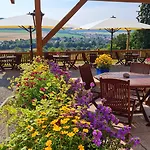 Waldquelle - Baumhaushotel Aerzen