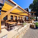Hotel Waldquelle - Baumhaushotel Aerzen 3*