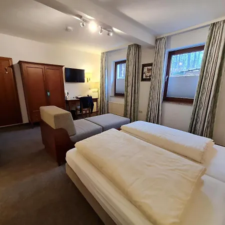 Waldquelle - Baumhaushotel