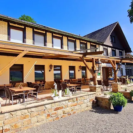 Waldquelle - Baumhaushotel 3*
