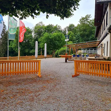 Hotel Waldquelle - Baumhaushotel Aerzen