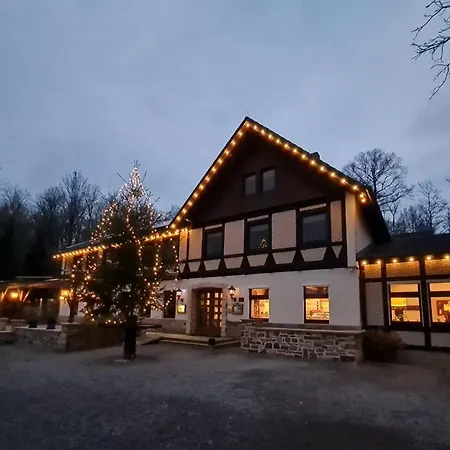 Waldquelle - Baumhaushotel