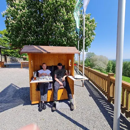 Hotel Waldquelle - Baumhaushotel Aerzen