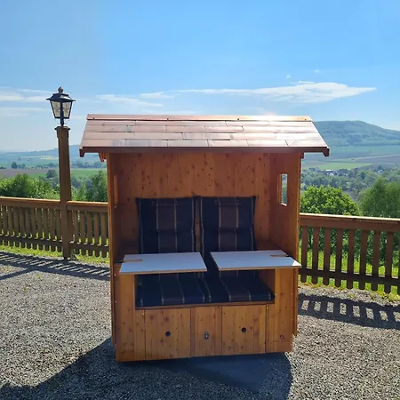 Waldquelle - Baumhaushotel Aerzen