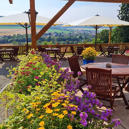 Waldquelle - Baumhaushotel Aerzen