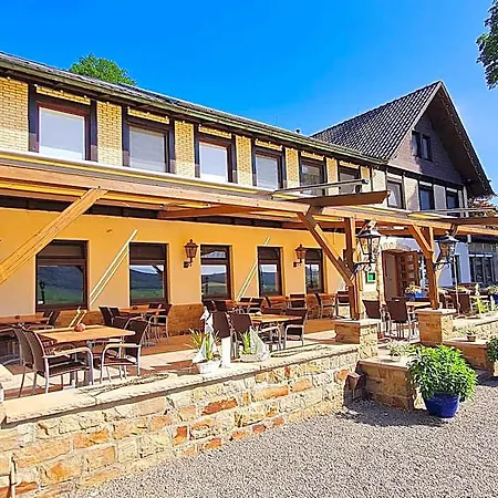 Hotel Waldquelle - Baumhaushotel Aerzen
