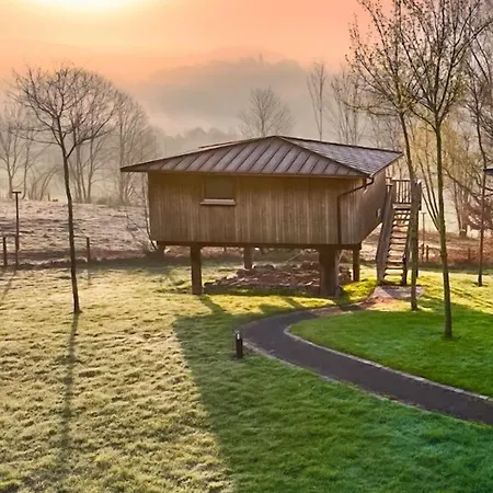 Waldquelle - Baumhaushotel Hotel 3*
