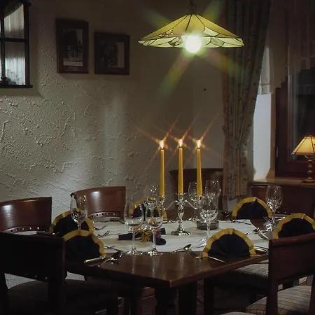 Hotel Waldquelle - Baumhaushotel 3*