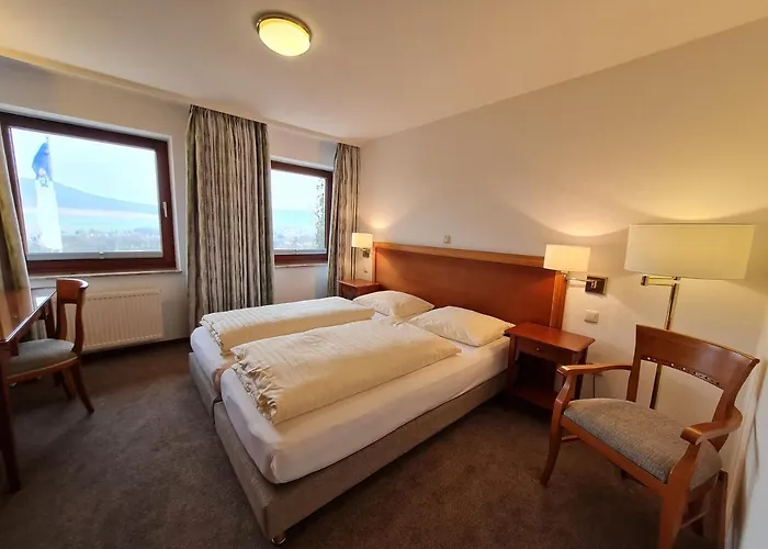 Waldquelle - Baumhaushotel Hotel Aerzen