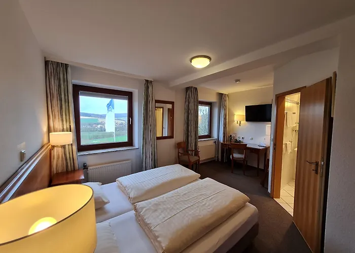 Hotel Waldquelle - Baumhaushotel 3*
